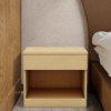 Minimalista Modern Wood Bedroom Mesa de cabeceira de cabeceira com armazenamento oculto para locatários modernos