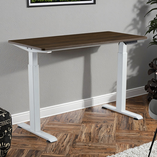 A altura elétrica ajustável na mesa de pé para cima e para baixo ergonômico sentar para suportar a estação de trabalho para escritório e uso doméstico