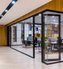 Materiais padrão de fábrica Sistema de parede de partição de vidro à prova de alumínio à prova de som para escritório design simples design