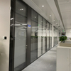 Divisor de escritório moderno Design Contemporâneo Espaço de trabalho Parede de parede de parede única Partição de tela à prova de som de vidro